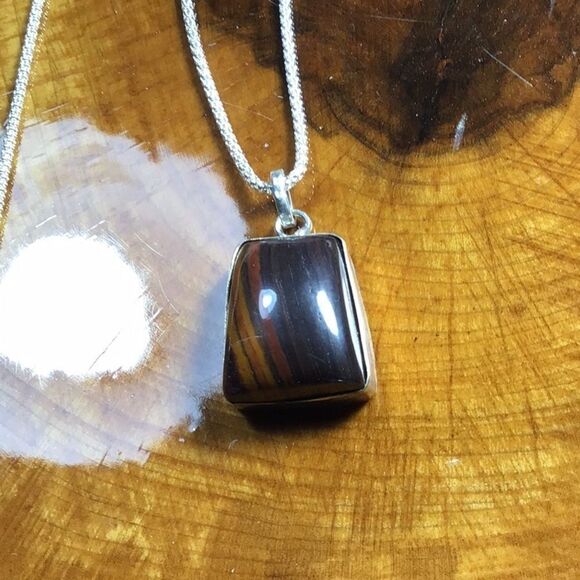 Sterling Silver & Tiger Iron Jasper Neckla… - Picture 2 of 3